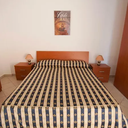 Villa Residence Pavisa Lascari